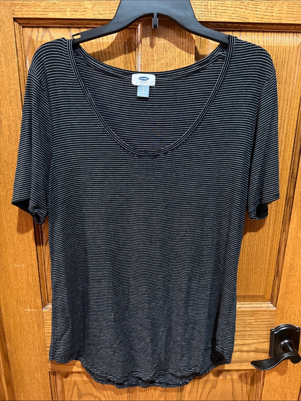 Old Navy black & white striped tee.  Size L.
